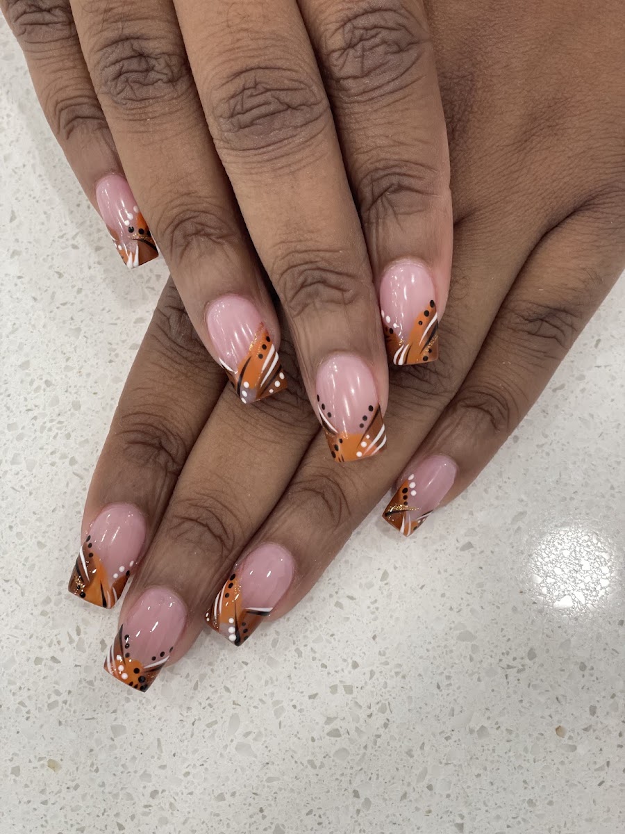 C T Nail Salon